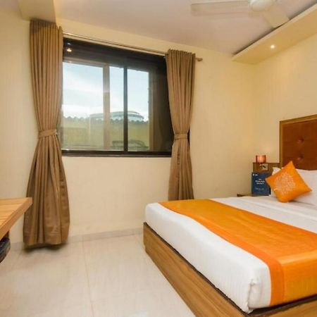 Aster Hotel Near Mumbai Airport Exterior foto
