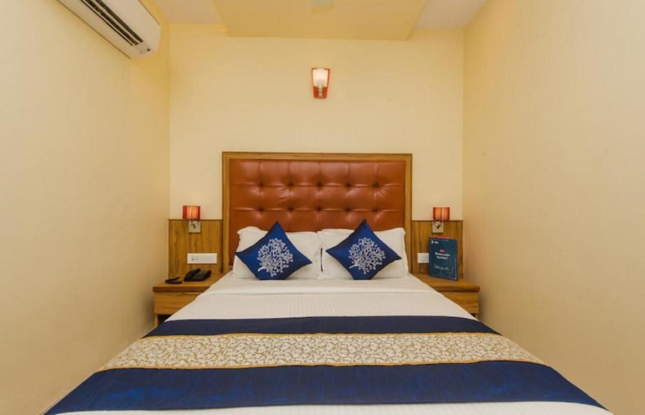 Aster Hotel Near Mumbai Airport Exterior foto