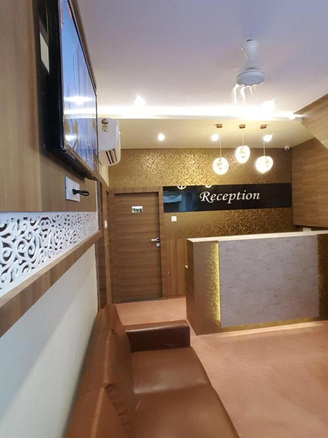 Aster Hotel Near Mumbai Airport Exterior foto